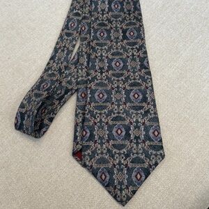 Henry Grethel Vintage Neck Tie Green Multicolor Pattern 100% Silk